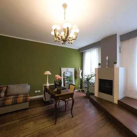 فندق Il Bianconiglio R&b Carraie