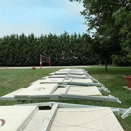 Il Bianconiglio R&b Carraie