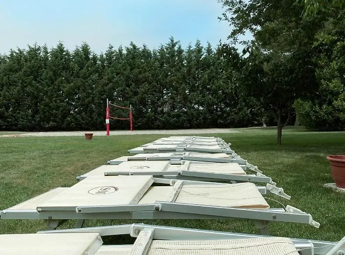 Il Bianconiglio R&b Carraie