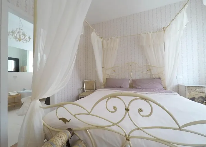 Otel Il Bianconiglio R&b Carraie